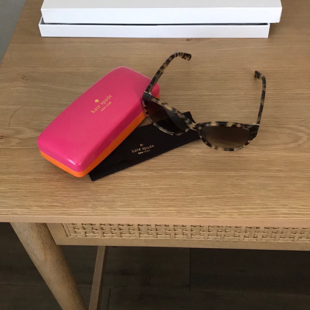 Kate Spade tortoise shell sunglasses